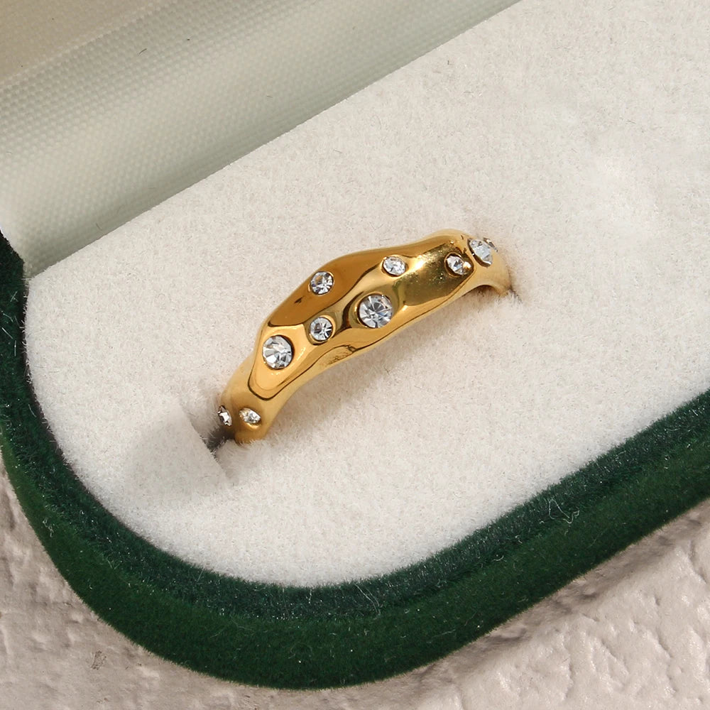E.B.belle New In Stainless Steel Irregular Snake Shape Crystal Ring Gold Plated Tarnish Free Jewelry Laides Elegant Ring