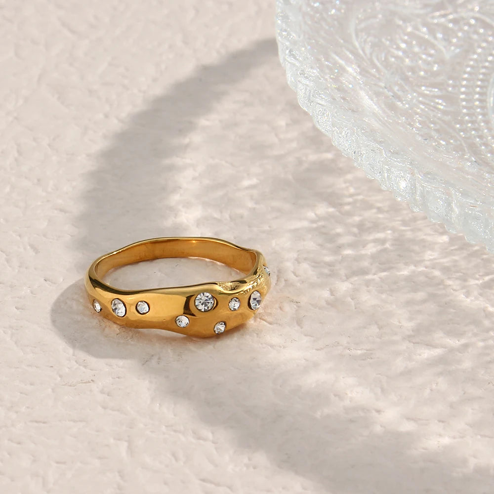 E.B.belle New In Stainless Steel Irregular Snake Shape Crystal Ring Gold Plated Tarnish Free Jewelry Laides Elegant Ring