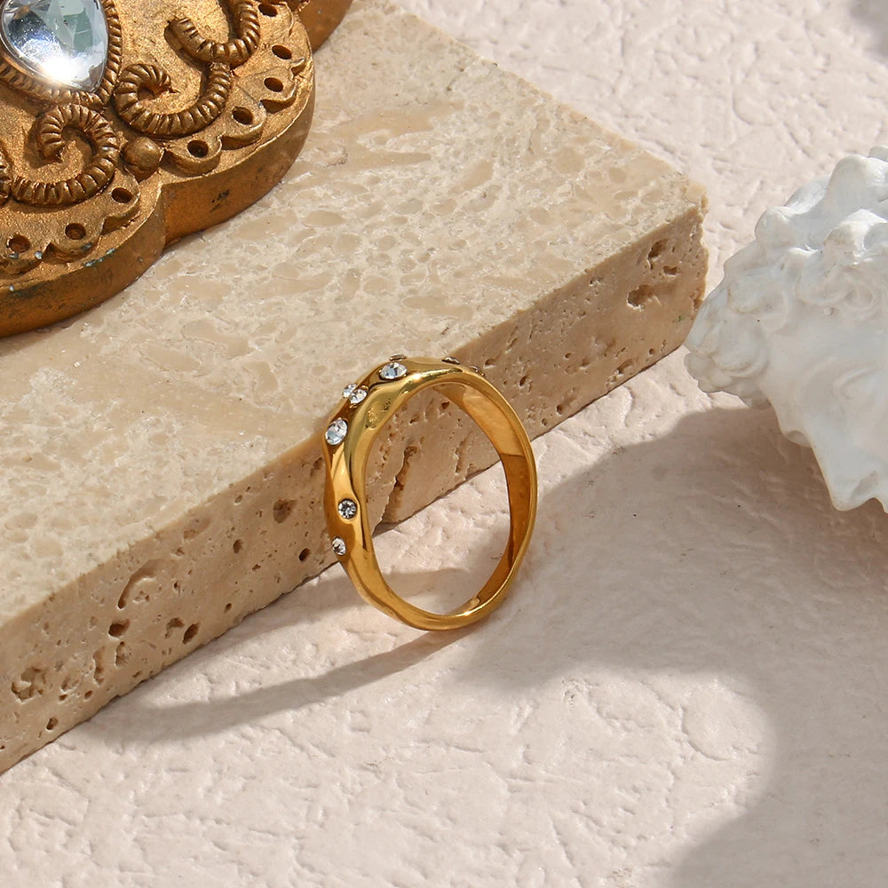 E.B.belle New In Stainless Steel Irregular Snake Shape Crystal Ring Gold Plated Tarnish Free Jewelry Laides Elegant Ring