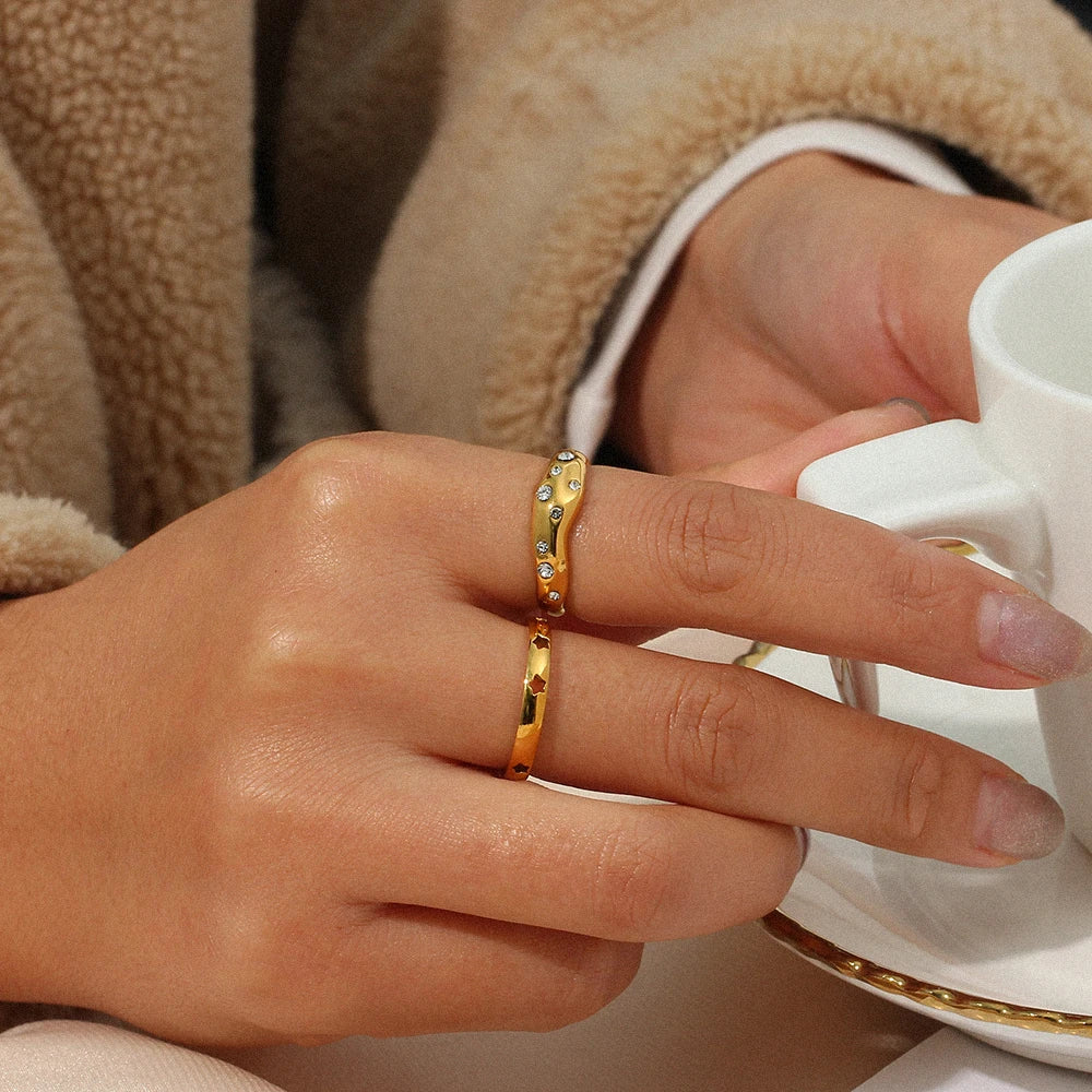 E.B.belle New In Stainless Steel Irregular Snake Shape Crystal Ring Gold Plated Tarnish Free Jewelry Laides Elegant Ring